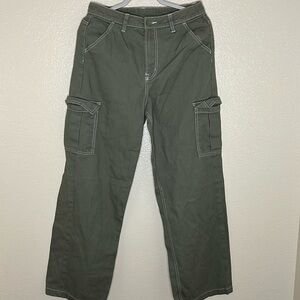 Women’s Green Cargo Pants